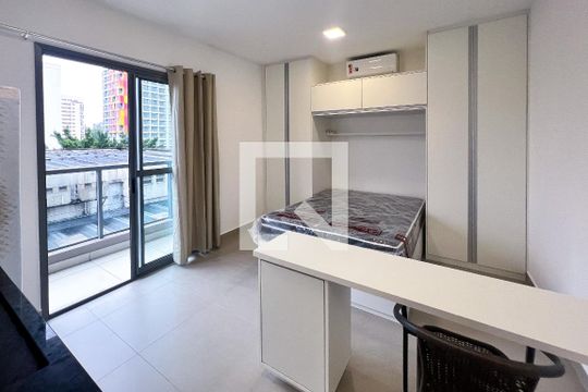 Apartamento para alugar com 1 quarto, 26m² em Indianópolis, São Paulo