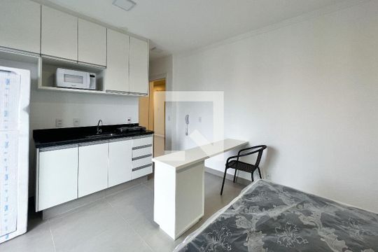 Studio de kitnet/studio à venda com 1 quarto, 26m² em Indianópolis, São Paulo
