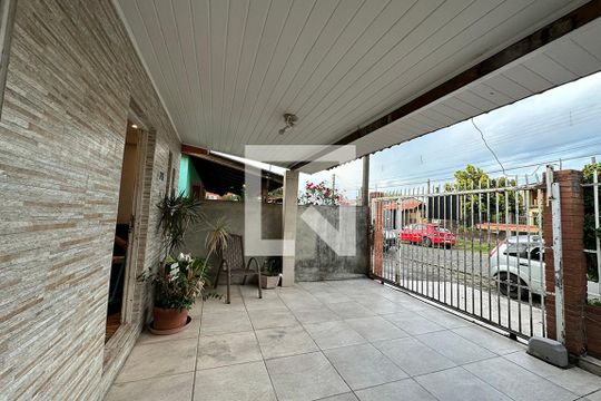 Fachada de casa para alugar com 4 quartos, 140m² em Scharlau, São Leopoldo