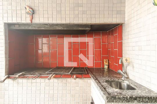 Detalhe da Varanda Gourmet de apartamento para alugar com 4 quartos, 276m² em Pitangueiras, Guarujá