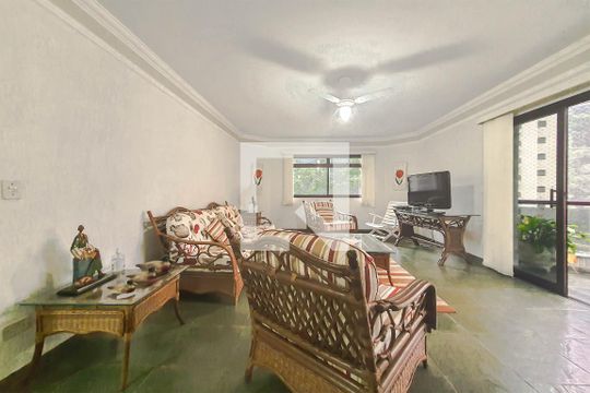 Apartamento para alugar com 4 quartos, 276m² em Pitangueiras, Guarujá