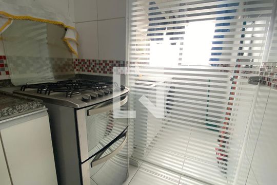 Cozinha de apartamento para alugar com 3 quartos, 70m² em Jardim Paraiso, Barueri