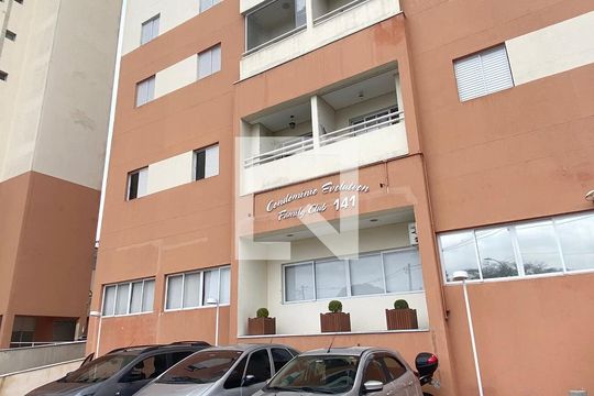 Fachada de apartamento para alugar com 3 quartos, 70m² em Jardim Paraiso, Barueri