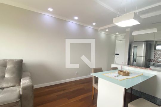 Sala de apartamento para alugar com 3 quartos, 70m² em Jardim Paraiso, Barueri