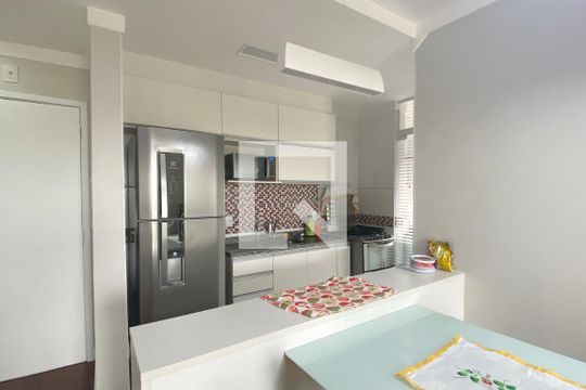 Cozinha de apartamento para alugar com 3 quartos, 70m² em Jardim Paraiso, Barueri