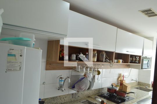 Cozinha de apartamento à venda com 2 quartos, 70m² em Curicica, Rio de Janeiro