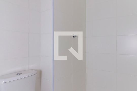 Banheiro da Suíte de apartamento para alugar com 1 quarto, 28m² em Vila das Belezas, São Paulo