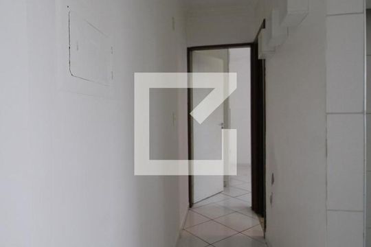 Corredor de apartamento para alugar com 1 quarto, 50m² em Centro, Campinas