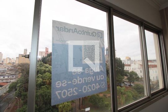 Plaquinha de apartamento para alugar com 1 quarto, 50m² em Centro, Campinas