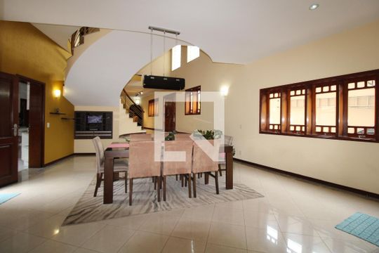 Sala de Jantar de casa à venda com 4 quartos, 411m² em Jardim Chapadão, Campinas