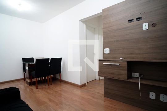 Sala de apartamento para alugar com 2 quartos, 60m² em Vila Hortência, Sorocaba