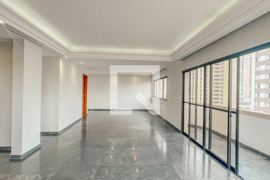 Apartamento para alugar com 4 quartos, 200m² em Vila Mariana, São Paulo