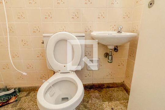 Banheiro de Serviço de apartamento para alugar com 4 quartos, 200m² em Vila Mariana, São Paulo