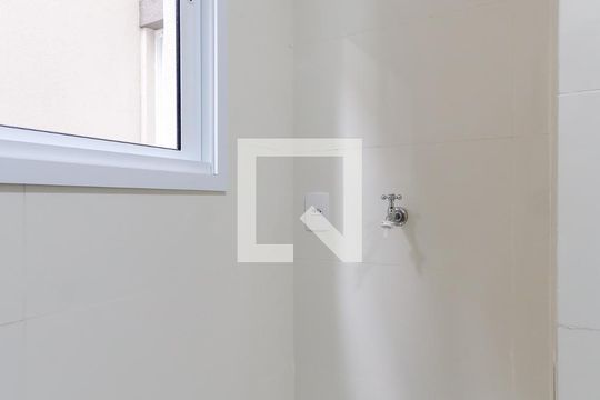 Área de Serviço de apartamento para alugar com 2 quartos, 40m² em Vila Gustavo, São Paulo