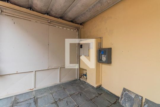 Garagem de casa à venda com 1 quarto, 40m² em Parada Inglesa, São Paulo