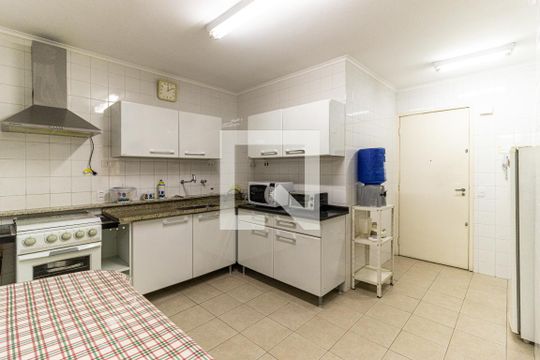 Cozinha - Armários de apartamento para alugar com 3 quartos, 110m² em Higienópolis, São Paulo