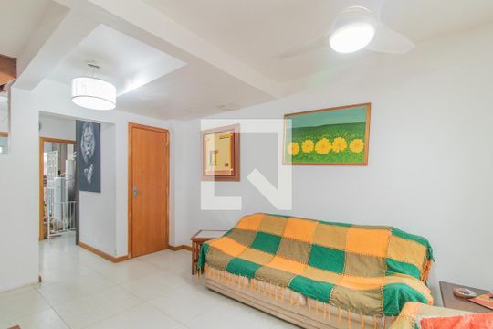 Sala de casa de condomínio para alugar com 3 quartos, 110m² em Aberta dos Morros, Porto Alegre