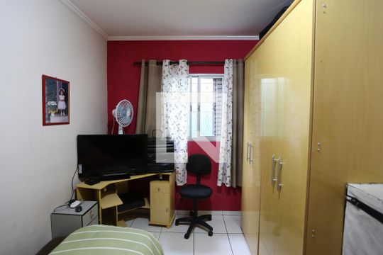 Quarto 1 de casa à venda com 3 quartos, 120m² em Jardim Eliane, São Paulo