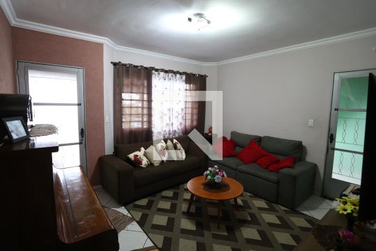 Sala de casa à venda com 3 quartos, 120m² em Jardim Eliane, São Paulo