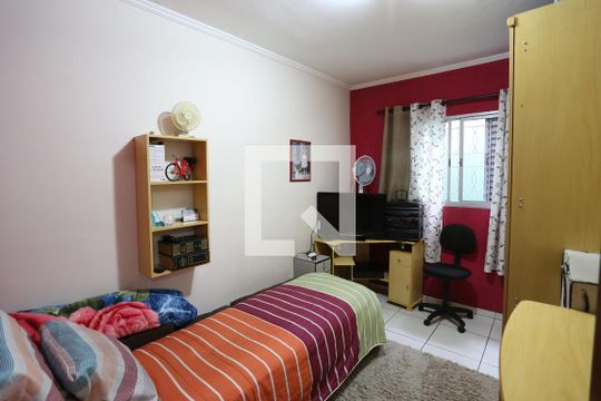 Quarto 1 de casa à venda com 3 quartos, 120m² em Jardim Eliane, São Paulo