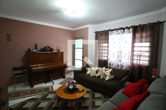 Casa à venda com 3 quartos, 120m² em Jardim Eliane, São Paulo