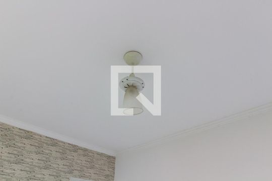 Detalhe da sala de apartamento para alugar com 1 quarto, 50m² em Aviação, Praia Grande