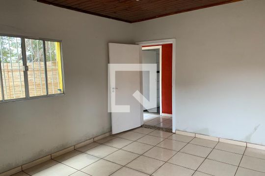 Sala de casa à venda com 2 quartos, 50m² em Vila Osasco, Osasco