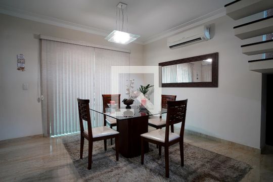 Sala de Jantar de casa de condomínio para alugar com 3 quartos, 300m² em Jardim Ibiti do Paco, Sorocaba