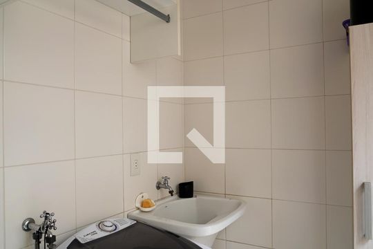 Área de Serviço de casa de condomínio para alugar com 3 quartos, 300m² em Jardim Ibiti do Paco, Sorocaba