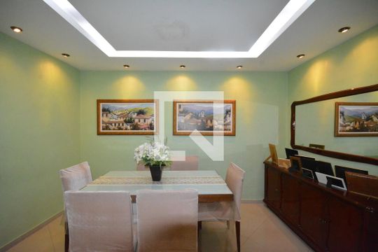 Sala de apartamento à venda com 3 quartos, 200m² em Penha, Rio de Janeiro
