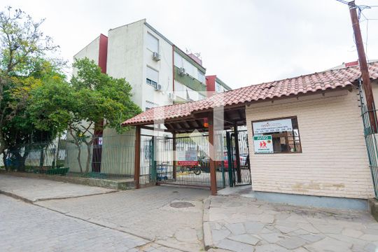 Fachada de apartamento à venda com 2 quartos, 70m² em Cavalhada, Porto Alegre