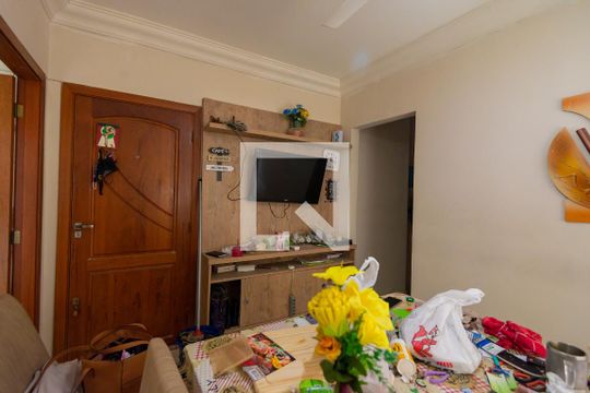 Sala de apartamento à venda com 2 quartos, 70m² em Cavalhada, Porto Alegre