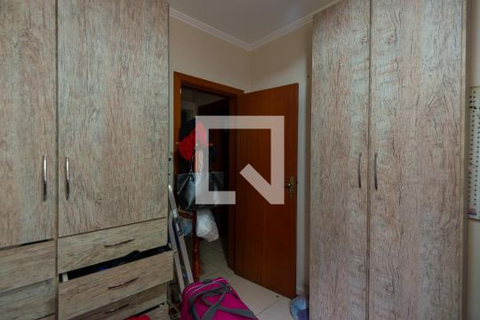 Quarto 1 de apartamento à venda com 2 quartos, 70m² em Cavalhada, Porto Alegre