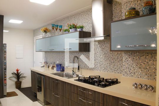 Cozinha de apartamento para alugar com 3 quartos, 125m² em Jardim São Caetano, São Caetano do Sul