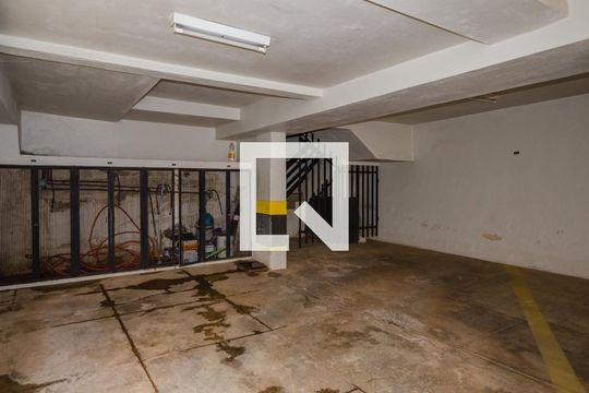 Garagem de apartamento para alugar com 4 quartos, 120m² em Gutierrez, Belo Horizonte