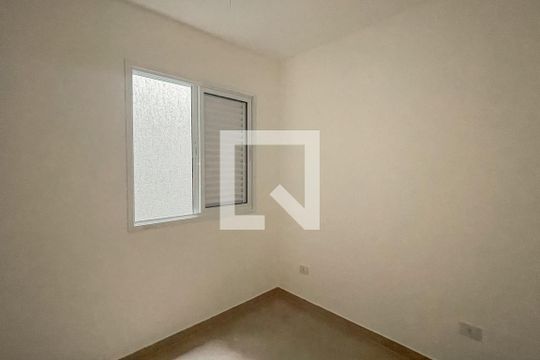 QUARTO1 de casa para alugar com 2 quartos, 45m² em Vila Gustavo, São Paulo