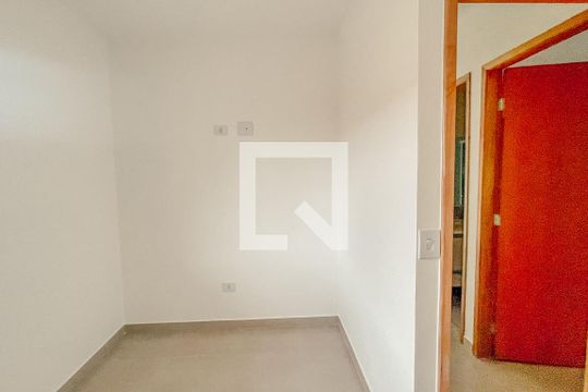 QUARTO2 de casa para alugar com 2 quartos, 45m² em Vila Gustavo, São Paulo