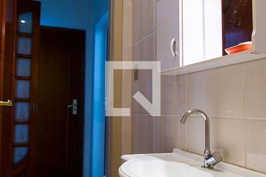 Lavabo de casa para alugar com 3 quartos, 200m² em Vila Paulista, São Paulo