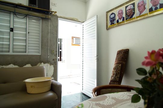 Sala de Edícula de casa para alugar com 3 quartos, 200m² em Vila Paulista, São Paulo