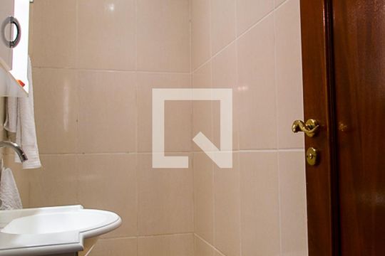 Lavabo de casa para alugar com 3 quartos, 200m² em Vila Paulista, São Paulo