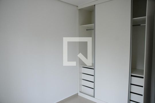 Suíte de kitnet/studio para alugar com 1 quarto, 37m² em Granja Viana, Cotia