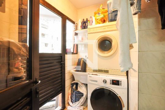 Área de Serviço de apartamento à venda com 3 quartos, 131m² em Jardim Paulista, São Paulo