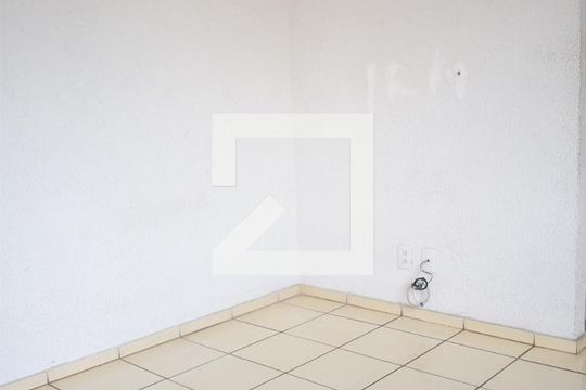 Sala de apartamento para alugar com 2 quartos, 44m² em Campo Grande, Rio de Janeiro