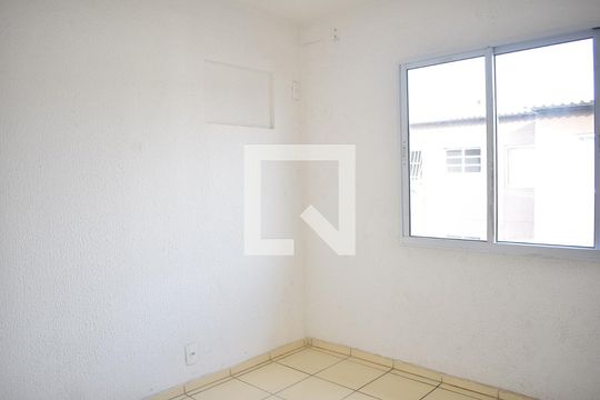 Quarto 1 de apartamento para alugar com 2 quartos, 44m² em Campo Grande, Rio de Janeiro