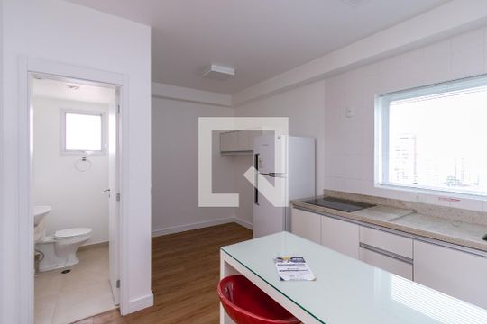 Cozinha de kitnet/studio à venda com 1 quarto, 50m² em Brooklin Paulista, São Paulo