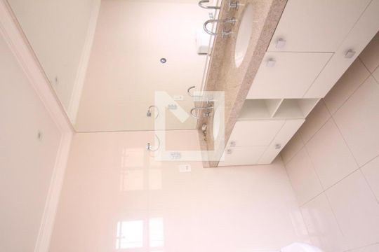 Banheiro da Suíte de apartamento para alugar com 5 quartos, 250m² em Santana, São Paulo