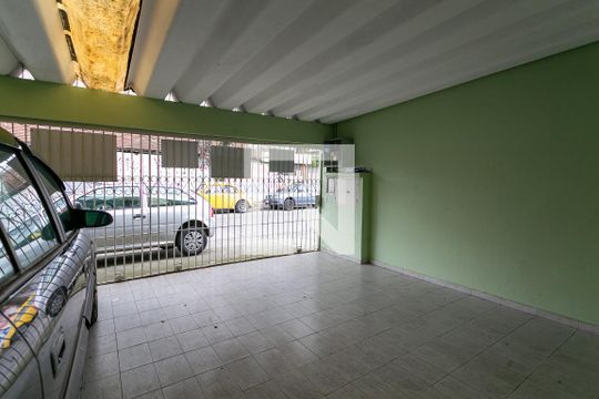 Garagem de casa à venda com 3 quartos, 150m² em Paulicéia, São Bernardo do Campo