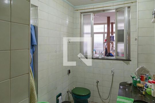 Banheiro da Suíte de apartamento para alugar com 3 quartos, 160m² em Consolação, São Paulo