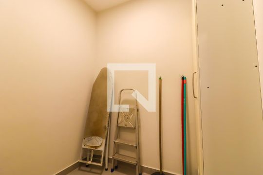 Quarto de Serviço de apartamento para alugar com 2 quartos, 80m² em Vila Andrade, São Paulo