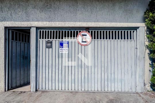 Fachada - Plaquinha de casa à venda com 4 quartos, 180m² em Vila Dom Pedro I, São Paulo